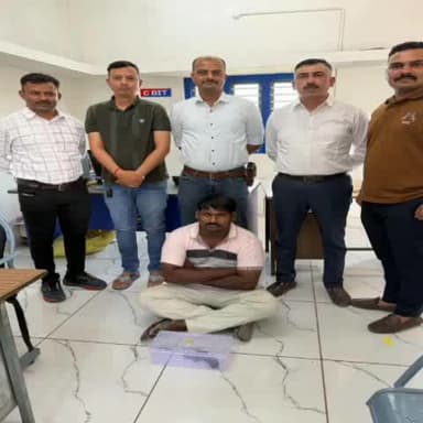 કોટડા સાંગાણી: હથિયાર સાથે શાપર વેરાવળના રહેવાસી આરોપીને ઝડપી પાડતી એસોજી પોલીસ