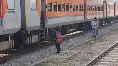 मुरैना नगर: मुरैना जीआरपी के हत्थे चढ़ा ट्रेनों में चोरी करने वाला गिरोह, सूरत कनेक्शन से खुला राज, ₹3.40 लाख का माल बरामद