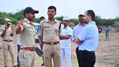 రేగొండ: సీఎం రాక ఏర్పాట్లను పరిశీలించిన కలెక్టర్, ఇద్దరు ఎస్పీలు..