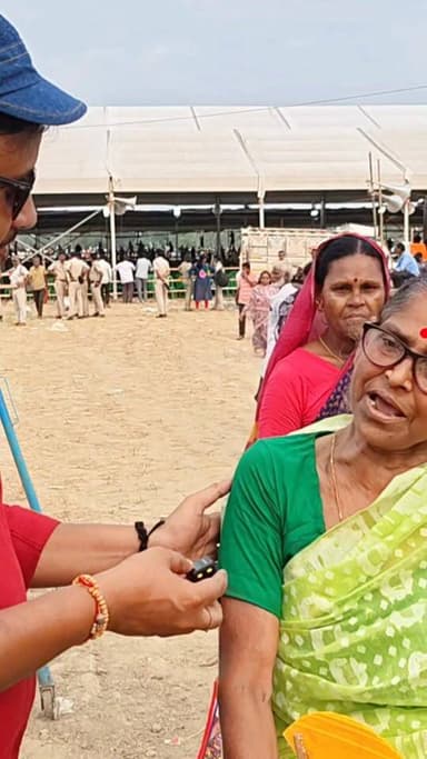 অভিষেক ব্যানার্জীর গঙ্গাসাগরে জনসভা কে ঘিরে মানুষের মনে উন্মাদনা।।
#AbhishekBanerjee #gangasagar #sagardwip #news #reel ...