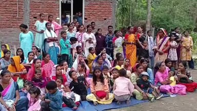 ঢেকিয়াজুলি ভাগ: বেলশিৰি লাইনত অনুষ্ঠিত হ’ল শ্ৰীশ্ৰী দণ্ড পূজাৰ মেৰুভঙা অনুষ্ঠান