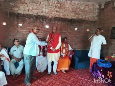 आलापुर: आलापुर में भगवान परशुराम जयंती धूमधाम से मनाई गई, सामाजिक संगठनों ने किया माल्यार्पण, समाज सुधार और एकता पर दिया जोर