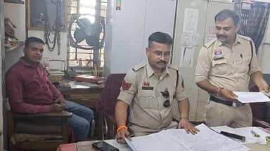 तिल्दा: आईपीएल में ऑनलाइन सट्टा खिलाते दो लोगों को नेवरा पुलिस ने अलग-अलग गिरफ्तार किया