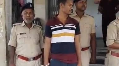 सिमरी बख्तियारपुर: चिरैया पुलिस ने 25 हजार के इनामी कुख्यात अपराधी को गिरफ्तार किया