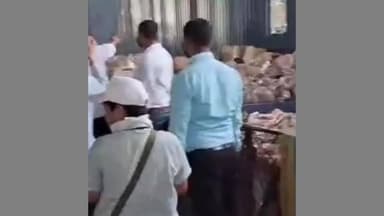 खंडवा नगर: शौच कर रहे युवक पर भेड़िए का हमला, किया लहूलुहान; गांव वालों ने भेड़िए को पकड़कर मार डाला