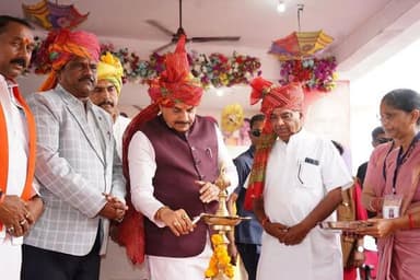 अक्षय तृतीया पर #धार के सिरसोदिया में #मुख्यमंत्री_कन्यादान_योजना के तहत 400 जोड़े परिणय सूत्र में बंधे; मुख्यमंत्री डॉ....