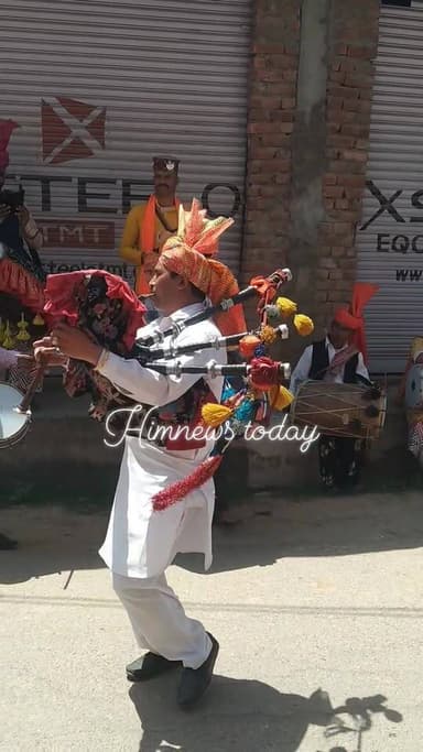 पारंपरिक वाद्ययंत्र की बात ही कुछ और है:---
#himnewstoday #follower #viralvideochallenge