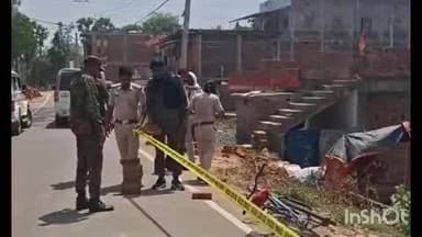 परैया: परैया-टिकारी सड़क पर खारपर गांव के पास युवक की गोली मारकर हत्या, पुलिस जांच में जुटी