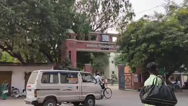 हमीरपुर: अभिषेक गोयल होंगे हमीरपुर के नए जिलाधिकारी, अरविंद कुमार को बनाया गया नया एएसपी