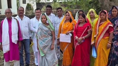 सहार: सहार में सत्ता पलटी, 12 वोटों से अविश्वास प्रस्ताव हुआ पारित, प्रमुख की कुर्सी गई, जल्द होगा नए प्रखंड प्रमुख का चुनाव