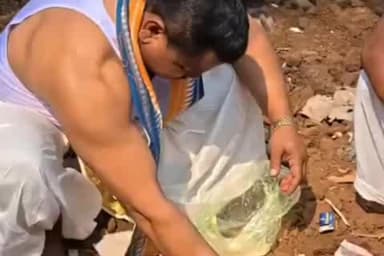 କଣ୍ଟାବାଞ୍ଜି: ଅକ୍ଷୟ ତୃତୀୟା ରେ ସ୍ଥାନୀୟ ବିଧାୟକ ନଙ୍ଗଲ କରୁଥିବା ଭିଡିଓ ଭାଇରାଲ