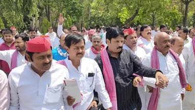 खलीलाबाद: सपा नेता सुनील सिंह से अपर पुलिस अधीक्षक की अभद्रता से नाराज सपाईयों ने जिला अधिकारी को सौंपा ज्ञापन