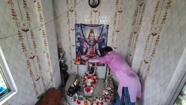 শ্রীরামপুর-উত্তরপাড়া: পিয়ারাপুর পঞ্চায়েতে জোর প্রচার তৃণমূলের, সকালেই মাঠে নামলেন প্রার্থী অরিন্দম গুঁইন