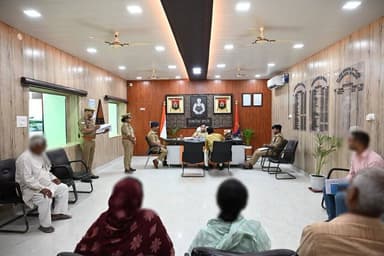 #SSP_अयोध्या द्वारा वरिष्ठ पुलिस अधीक्षक कार्यालय में जनता की समस्याओं को सुनकर यथा संभव मौके पर ही निस्तारित किया गया व...