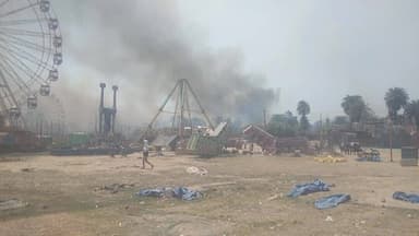 ऐतिहासिक चैती मेले परिसर के निकट किले में लगी भीषण आग दमकल विभाग ने बामुश्किल आग पर पाया काबू ,भयंकर हादसा टला