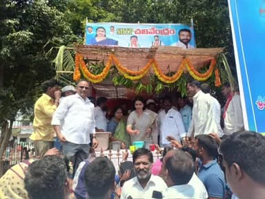 గద్వాల్: గద్వాల జిల్లా కేంద్రంలో చలివేంద్రాన్ని ప్రారంభించిన మాజీ జడ్పీ చైర్పర్సన్ సరిత తిరుపతియ్య