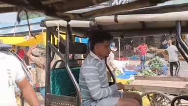 मऊ मंडी में अव्यवस्था का आलम, जाम से परेशान व्यापारी और आम लोग
#Mau #MandiSamasyayen #TrafficJam #UPNews #LocalIssues