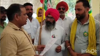 फतेहाबाद: रतिया में किसानों का गेहूं खरीद की शर्तों पर विरोध, सरकार के खिलाफ प्रदर्शन कर सौंपा ज्ञापन