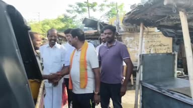 சாத்தூர்: சாலையோர உணவகத்தில் பூரி சுட்டுக் கொடுத்து வாக்குச்சேகரி பில் ஈடுபட்ட பாஜக வேட்பாளரும் மாநில தலைவருமான நயினார் நாகேந்திரன்