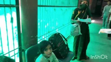 हाथरस: जिला महिला अस्पताल में दलालों का आतंक, गर्भवती महिलाओं से अल्ट्रासाउंड के नाम पर 200 रुपये मांगकर बना रहे हैं शिकार