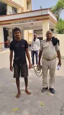 मझौलिया: मझौलिया पुलिस का एक्शन: बाइक चोर रंगे हाथ गिरफ्तार, शराबी उपद्रवी भी पकड़ा गया