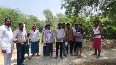 सैदपुर: विशुनपुरा में 5 वर्षों के विकास कार्यों में धांधली का आरोप लगाते हुए ग्रामीणों ने किया प्रदर्शन