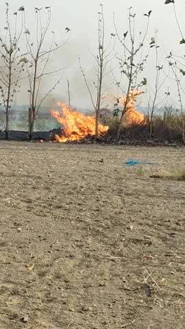 Mahua Dabar Gaon Mein Aag Lag