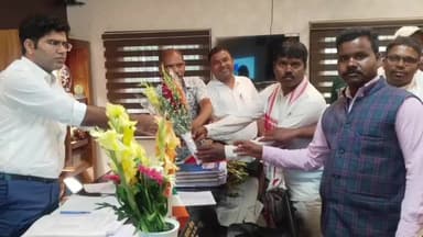 कुडू: कुडू पड़ह व्यवस्था प्रतिनिधिमंडल ने लोहरदगा उपायुक्त से की मुलाकात, विकास पर हुई चर्चा