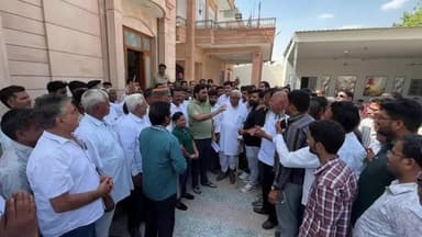 नागौर: नागौर के युवक सुनील सांखला से मारपीट मामले में परिजनों ने सांसद बेनीवाल से की मुलाकात