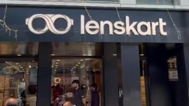 ગાંધીધામ: લેન્સકાર્ટ શોરૂમની હિન્દુ વિરોધી નીતિ સામે સનાતન શ્રીરામ સંગઠન અને અખિલ ભારતીય નવયુગ સંસ્થાનો વિરોધ