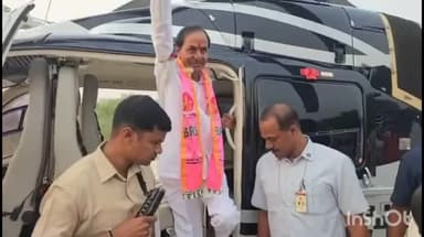 జగిత్యాల: జగిత్యాలలో ప్రజా ఆశీర్వాద సభ లో పాల్గొనడానికి జగిత్యాలకు చేరుకున్న తెలంగాణ ఉద్యమ నేత కెసిఆర్