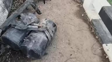 নীলবাগানৰ জয়ন্তীয়া বস্তিৰ ৰাষ্ট্ৰীয় ঘাইপথত নিয়ন্ত্ৰণ হেৰুৱাই মালবাহী ট্ৰাক দূৰ্ঘটনাগ্ৰস্ত