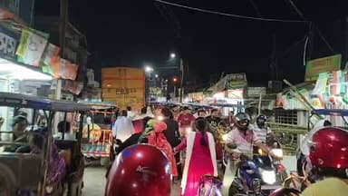 পাচরাহা রেলগেটে ব্যাপক যানজট।