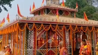 पंडारक: पंडारक प्रखंड के दरगाहीटोला में मां शतचंडी यज्ञ का आयोजन, भव्य शोभा यात्रा निकाली गई