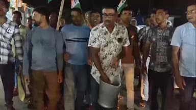 শীতলকুচি: লালবাজার হাটে বিজেপি সভা করায় গঙ্গা জল দিয়ে শুদ্ধিকরণ তৃণমূলের