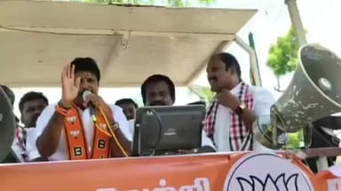 இராமநாதபுரம்: குயவன்குடி உள்ளிட்ட பகுதிகளில் பாஜக வேட்பாளர் நாகேந்திரன் தீவிரவாக்கு சேகரிப்பு