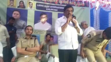 రోడ్డు ప్రమాదాల నివారణకు కలకడ లయన్స్ క్లబ్ సభ్యులు హెల్మెట్లు పంపిణీ చేయడం ప్రశంసనీయం: ఎమ్మెల్యే నల్లారి కిషోర్