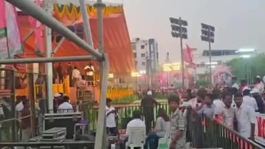 హుస్నాబాద్: జగిత్యాలలో కేసీఆర్ ప్రజా ఆశీర్వాద సభ భారీగా తరలివచ్చిన కార్యకర్తలు అభిమానులు