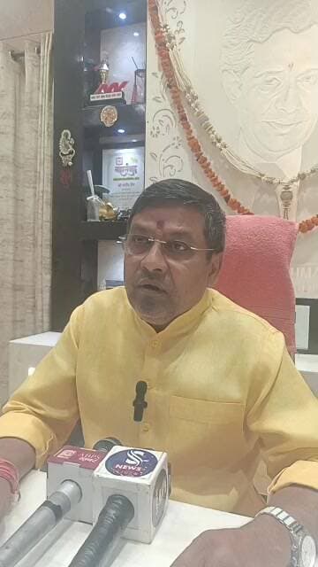 विपक्ष द्वारा महिला आरक्षण बिल के विरोध को लेकर जमकर बरसे भारतीय जनता युवा मोर्चा के महानगर उपाध्यक्ष मनीष जैन