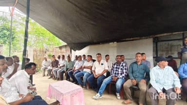 বিশ্বনাথ: বিজেপিৰ জেষ্ঠ কৰ্মী ব্ৰক্ষানন্দ মাহতোৰ মৃত্যুত তেওঁৰ বাসগৃহত সমবেদনা জ্ঞাপন বিধায়ক আৰু কাৰ্যকৰ্তাৰ