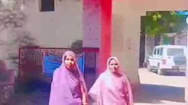 रेवदर: रेवदर के अनादरा थाने के बाहर महिलाओं ने बनाई रील, वीडियो वायरल होने पर मचा बवाल