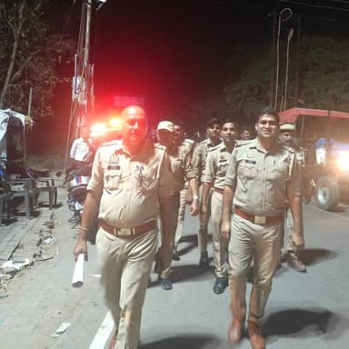एसएसपी #Bulandshahr के निर्देशन में जनपदीय पुलिस द्वारा अपराध नियंत्रण, शान्ति एवं कानून-व्यवस्था बनाए रखने के दृष्टिगत ...
