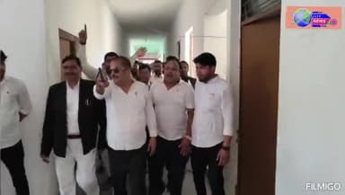 चकबंदी विभाग में व्याप्त भ्रष्टाचार पर अधिवक्ताओं का फूटा गुस्सा