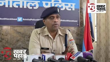 काठगोदाम में 4 साल की बच्ची को बस में कुचला।। लोगों में भारी आक्रोश।। पुलिस कार्रवाई में जुटी ।।
#khabar_pahad #ललित_मो...