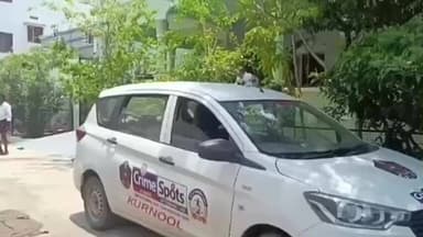 ఎమ్మిగనూరు: ఎమ్మిగనూరు శిల్పా కాలనీలో భారీ చోరీ,.30 లక్షల విలువైన 21 తులాల బంగారు ఆభరణాలు, రూ.15 వేల నగదు చోరీ..