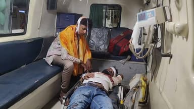 झाझा: करहरा करमा गांव के सतघरवा टोला में डीजे विवाद के चलते शादी समारोह बना रणक्षेत्र, आधा दर्जन घायल, तीन की हालत गंभीर