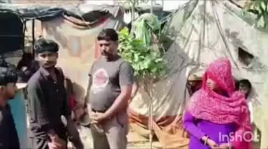 हाथरस: गाड़बगडी गॉव में पंचायत के दौरान धर्म परिवर्तन के शक में व्यक्ति और उसकी पत्नी को पहनाई गई जूते की माला, वीडियो हुआ वायरल