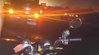 जसवंतनगर: नगला कन्हई के पास सड़क पर अज्ञात वाहन ने बाइक में मारी टक्कर, बाइक सवार निग्नेश की मौत, प्रिंस गंभीर घायल