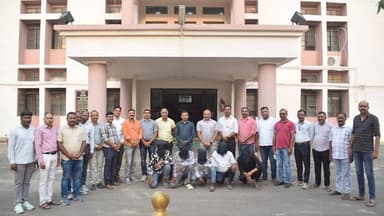 ग्राम मलपुरी (पो.स्टे. गोरेगाव) येथे खुन करुन फरार झालेला अज्ञात आरोपीचा शोध घेवुन आरोपी निष्पन्न करुन स्थानिक गुन्हे शा...