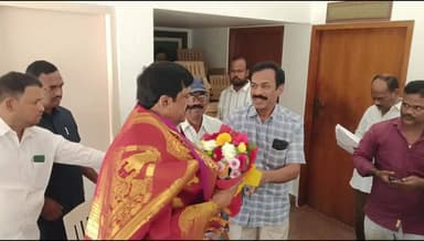 గుండ్లూరు శ్రీ చెన్నకేశవస్వామి ఆలయ పునర్నిర్మాణ శంఖు స్థాపన కార్యక్రమాలకు ఎమ్మెల్యే నల్లారి ని ఆహ్వానించిన ఆలయ కమిటీ